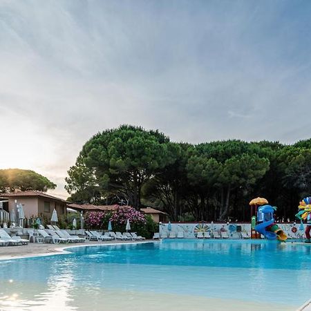 Arcobaleno Village Marina Di Bibbona Exterior photo