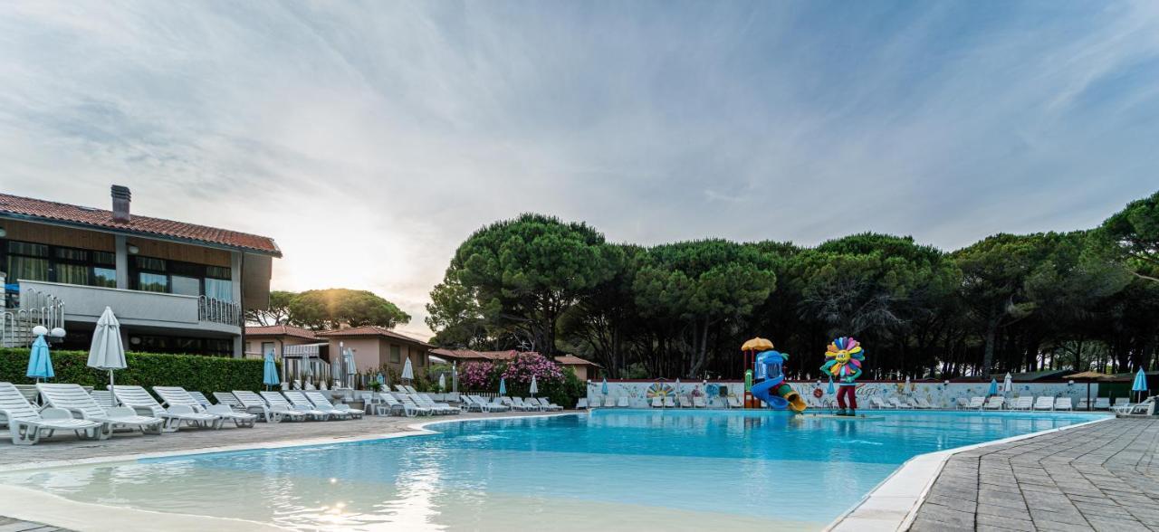 Arcobaleno Village Marina Di Bibbona Exterior photo